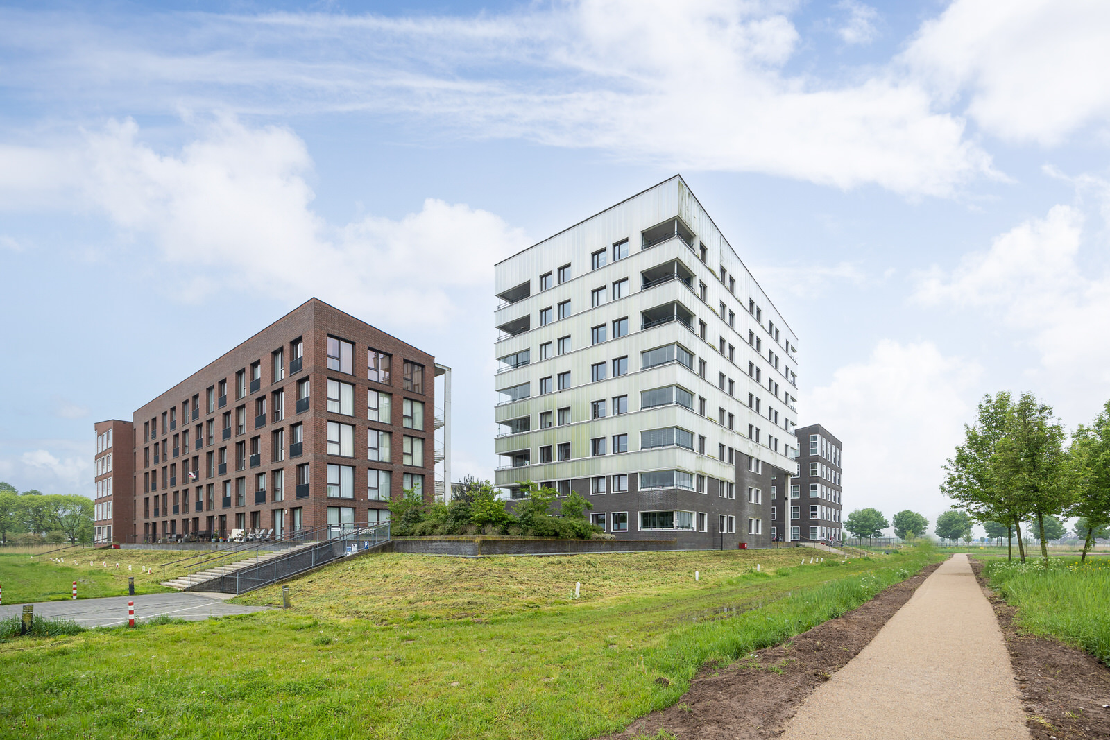 BL100188-16448-141940703