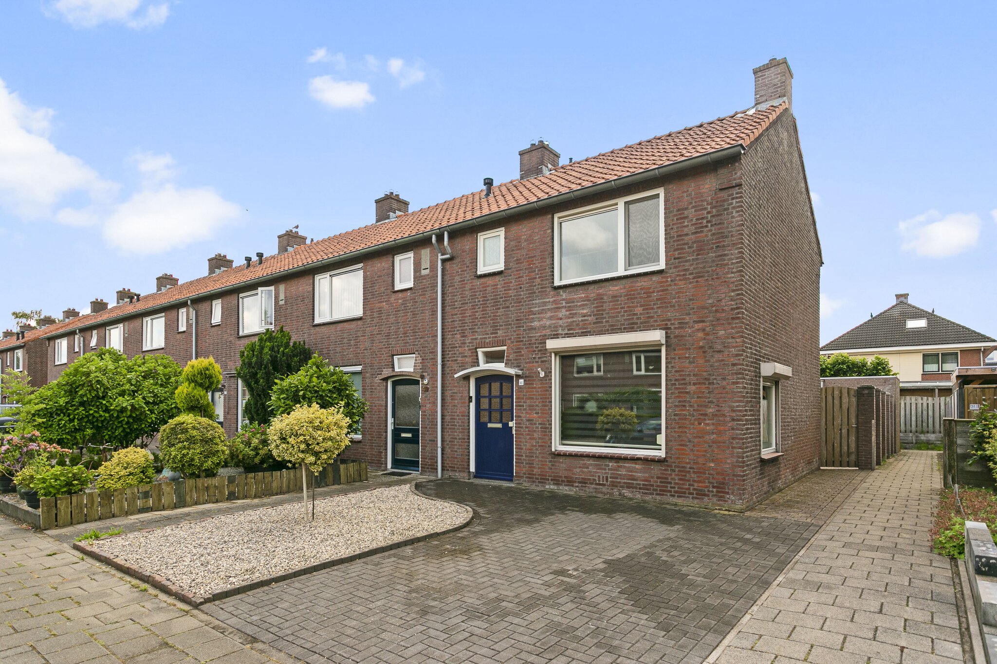 BL100001-11066-92535349