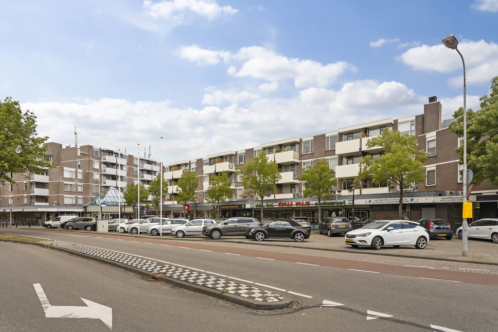 BL100088-11609-92679497