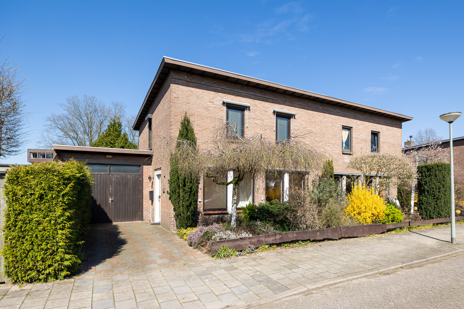 BL100190-16228-140255637